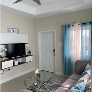  Apartment Natalia's Sweet Oasis Jamaica
