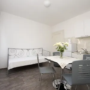  Apartment Katunaric Croatia